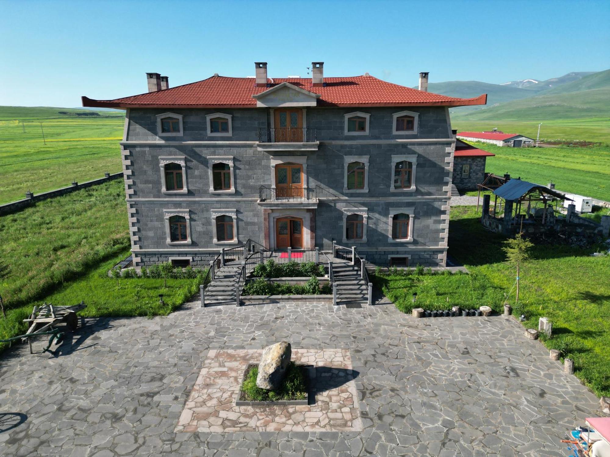 Lake Cildir Lodge Екстер'єр фото