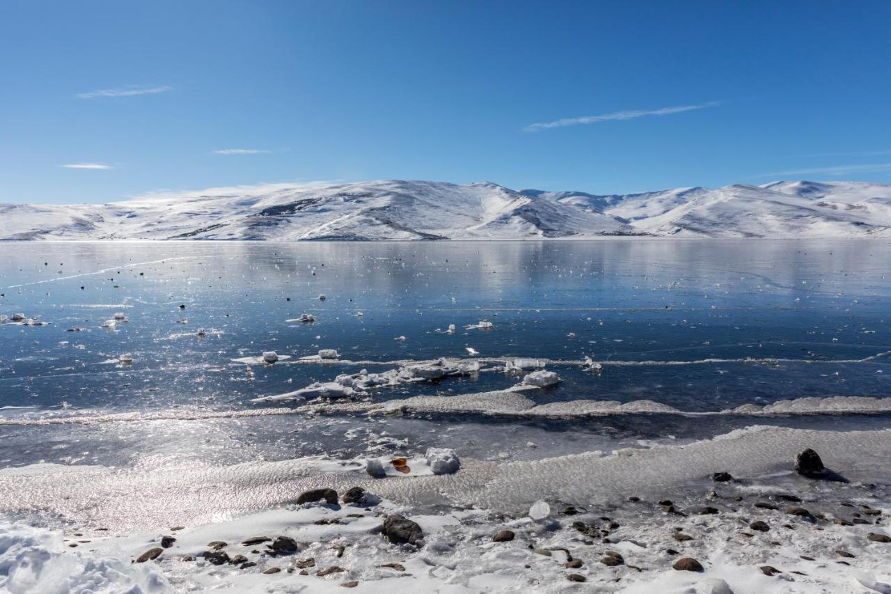 Lake Cildir Lodge Екстер'єр фото